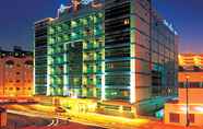 Exterior 2 Howard Johnson Plaza By Wyndham Dubai Deira