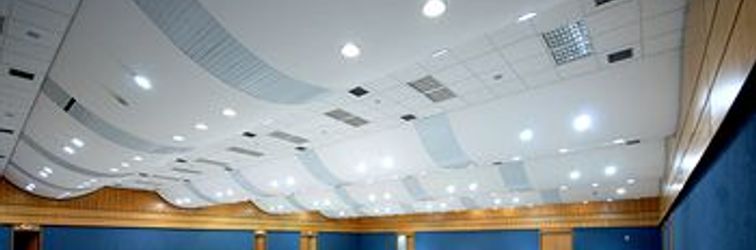 로비 Hotel Golden Park Internacional Foz & Convenções By Nacional Inn