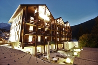 ภายนอกอาคาร Hotel Metropol Saas-Fee