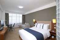 Bedroom Tianjin Binhai Saint Light Hotel