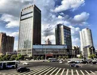 Bangunan 2 Days Hotel & Suites Changsha City Center