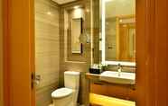 Toilet Kamar 5 Wyndham Shanghai Nanxiang