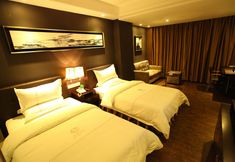Bedroom 2 Insail Hotel Beijing Road Branch