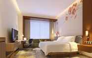 Bilik Tidur 5 Hilton Garden Inn Qidong