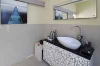 In-room Bathroom MAHAMAYA Boutique Resort