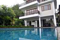 Lainnya Asri Villa 5 Bedroom with a Private Pool