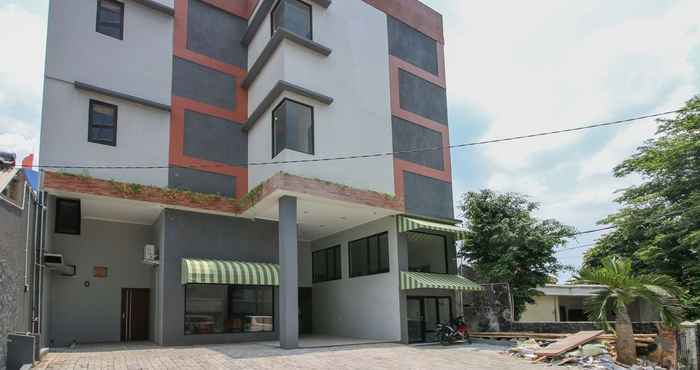 Lainnya Uptown Residence