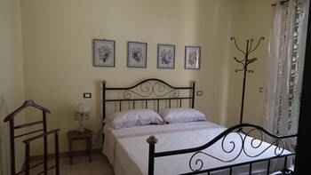 Bedroom 4 Apartment With one Bedroom in Viareggio, With Wonderful Mountain View and Enclosed Garden