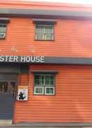 Featured Image Monster Guesthouse