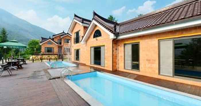 Lainnya Sancheong Skylight Lake Pension