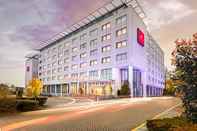 Exterior Ramada by Wyndham Amsterdam Airport Schiphol