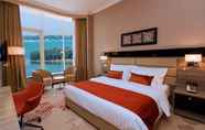 Kamar Tidur 5 Mira Waterfront Hotel