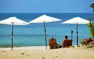 Beach La Laanta Hideaway Resort