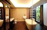 Toilet Kamar 7 See Sea Villa Phuket SHA