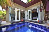 Bedroom Replay Pool Villa