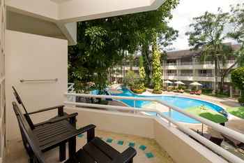 BEDROOM Thara Patong Beach Resort & Spa