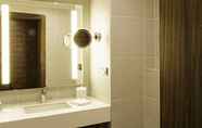 Toilet Kamar 3 Four Points By Sheraton Istanbul Dudullu