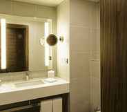 In-room Bathroom 3 Four Points By Sheraton Istanbul Dudullu