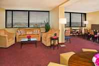 Common Space Four Points by Sheraton Boston Newton