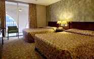 Bedroom 5 Shalimar Hotel of Las Vegas