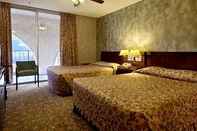 Bedroom Shalimar Hotel of Las Vegas
