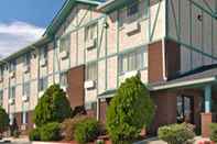 Bangunan Red Roof Inn Norfolk - Portsmouth