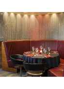 RESTAURANT Park Inn by Radisson Hotel & Conference Centre London Heathrow