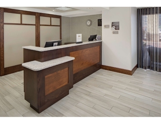 Lobi 2 Homewood Suites by Hilton Minneapolis-Mall of America