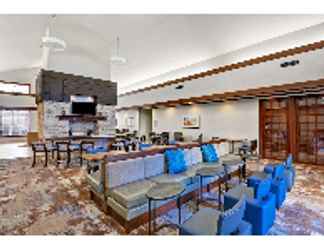 Lobby 2 Homewood Suites Kansas City-Overland Park