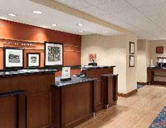 Lobby 2 Hampton Inn Warrenton