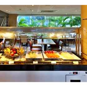 Quality Hotel And Suites Sao Salvador1 , 飯店Iguatemi Shopping Mall