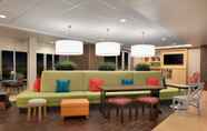 Lobi 4 Home2 Suites by Hilton Cleveland Beachwood