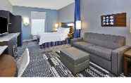 Functional Hall 5 Home2 Suites by Hilton Pittsburgh Area Beaver Valley