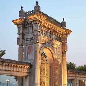 Ciragan Palace Kempinski Istanbul 1, โรงแรม & ที่พัก สวนเอมิรกาน