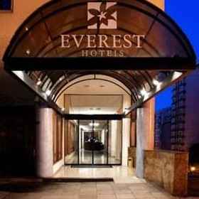 Everest Porto Alegre1 , 飯店Palace of the Azoreans