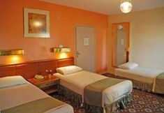 อื่นๆ 4 Candles