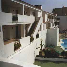 ดอน เปโดร 1, โรงแรม & ที่พัก Estellencs