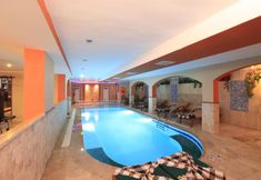 其他 5 Eftalia down Town