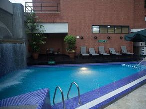 Others 4 Ambassador Suites