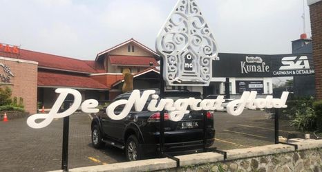 Lainnya 2 De Ningrat Topas Galeria