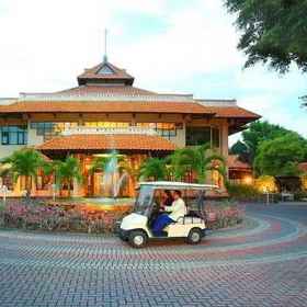 Equator 1, Hotel Surabaya