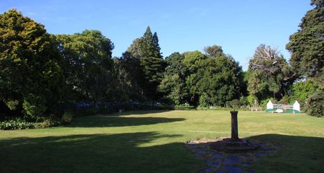 Khác 2 Greenways Hotel