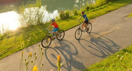 其他 2 Globo Plaza