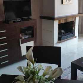 ラ・アルマドラバ・アパートメント 1, エステポナ闘牛場ホテル