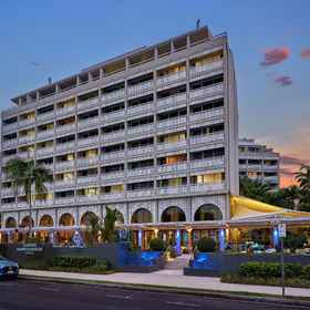 Cairns Harbourside Hotel 1, Hotel Yorkeys Knob