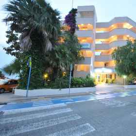 Amos 1, Hotel İzmir Kumru