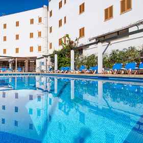 Apartamentos Arcos Playa 1, Hotel Estellencs