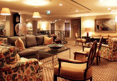 Others 3 Royal Savoy