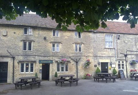 기타 Cross Hands Hotel