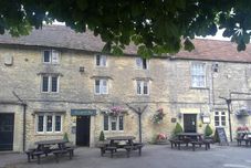 기타 Cross Hands Hotel